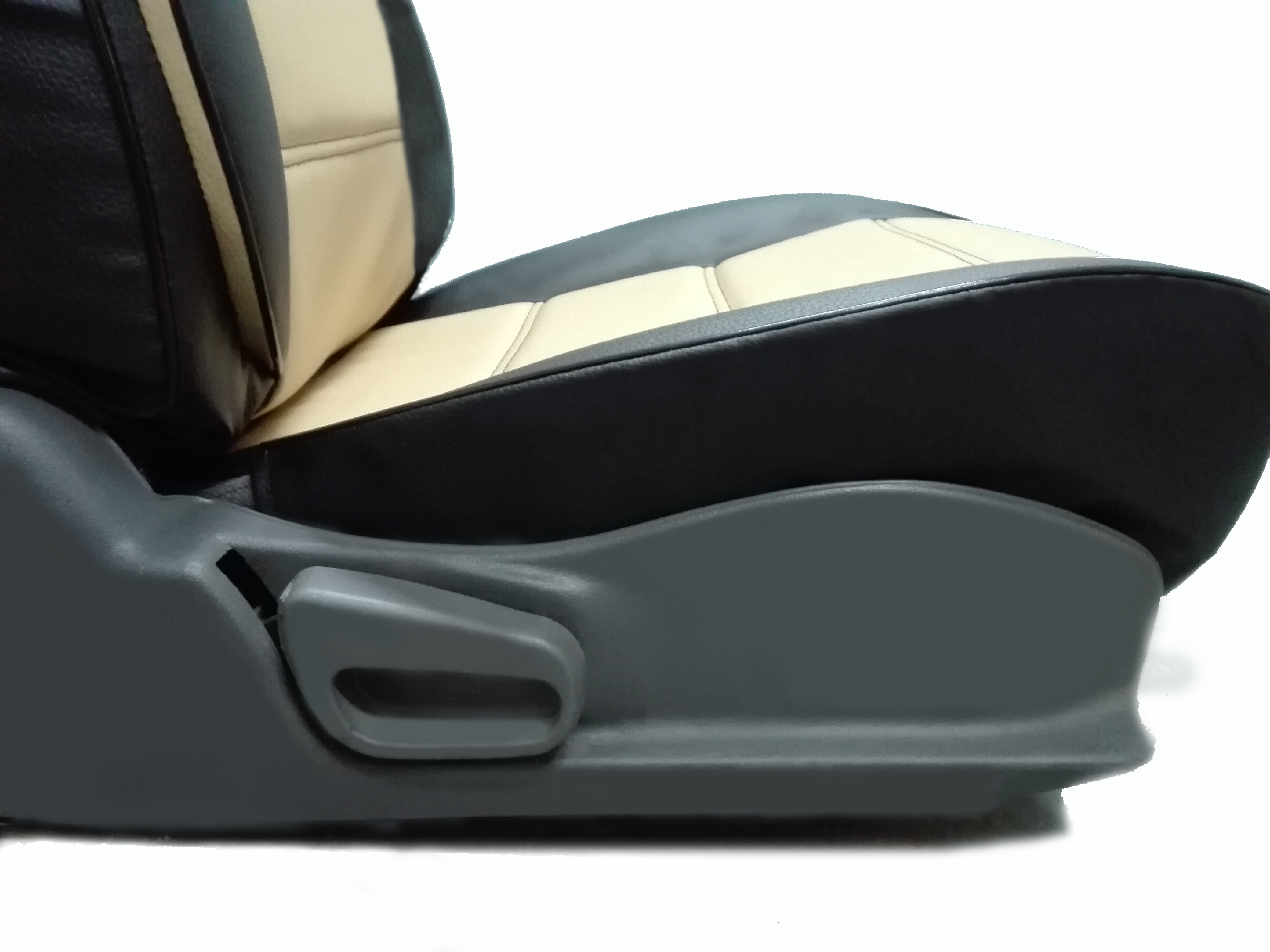 Чехлы на сидение Pilot Lux кожзаменитель